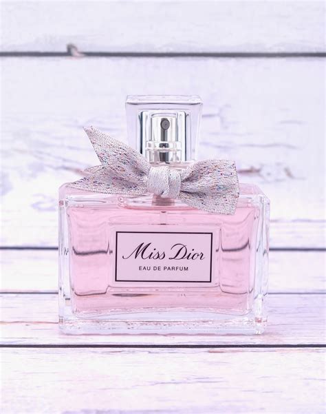 miss dior eau de parfum vs miss dior le parfum|Miss Dior perfume reviews.